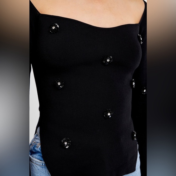 NEW Endless Rose Embellished Floral Sequin Sweater Anthropologie Black XS NWT - Picture 3 of 10
